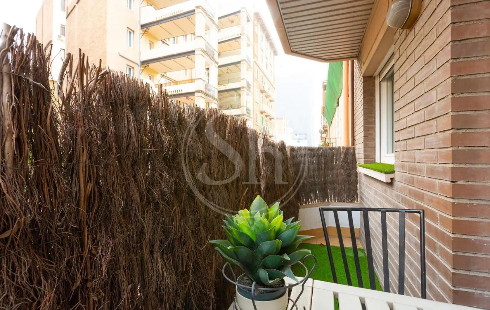 Bonito Apartamento En Gracia Barcelona Spain
