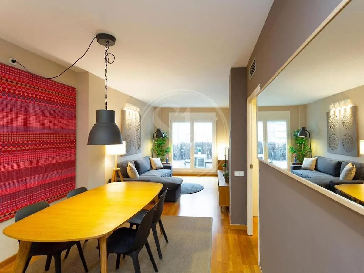 Bonito Apartamento En Gracia Barcelona Spain